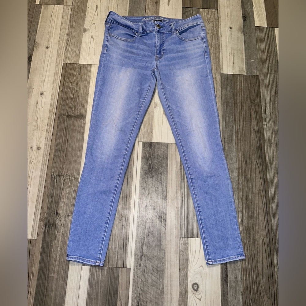 American Eagle skinny jeans